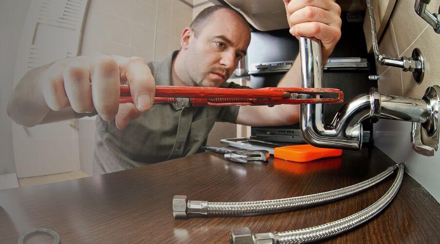 Expert burst pipe repair services in Mershon, GA